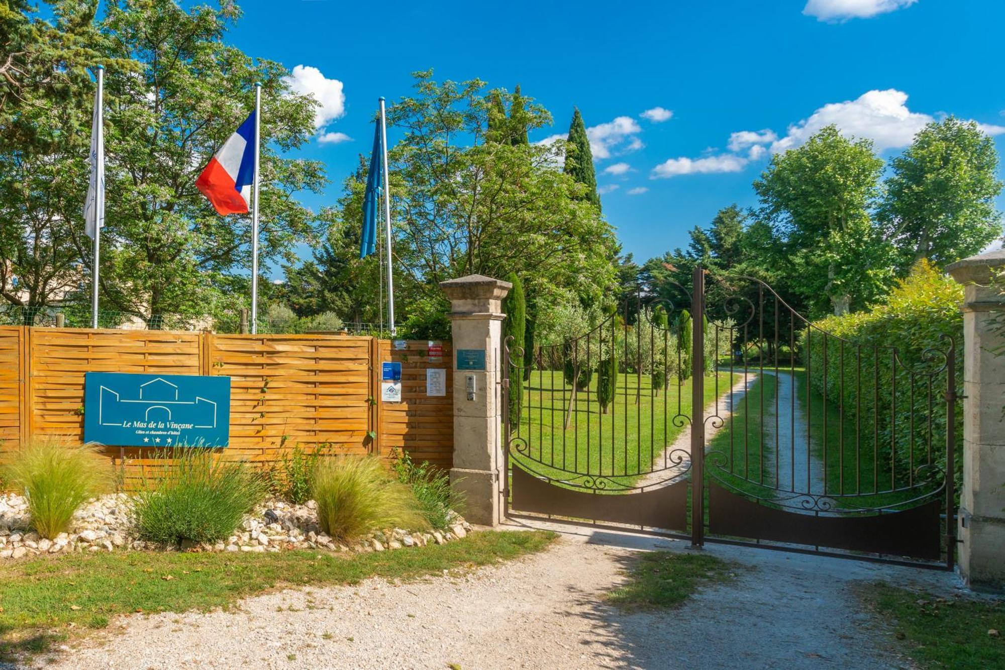 Le Mas De La Vincane Pernes-les-Fontaines Exterior foto